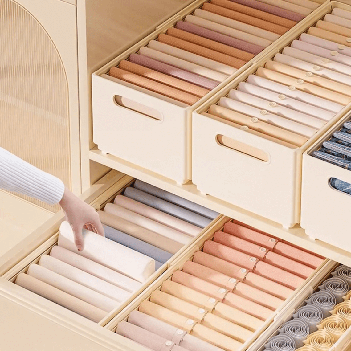 Clothes Storage Organizer